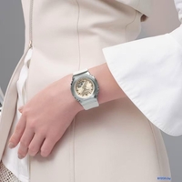 Наручные часы Casio GM-S2110-7A9 - фото2, картинка2 Наручные часы Casio GM-S2110-7A9 - фото2