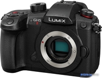 Беззеркальный фотоаппарат Panasonic Lumix GH5 II Body - фото2