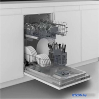 Встраиваемая посудомоечная машина Hotpoint-Ariston HIS 1D67 - фото2