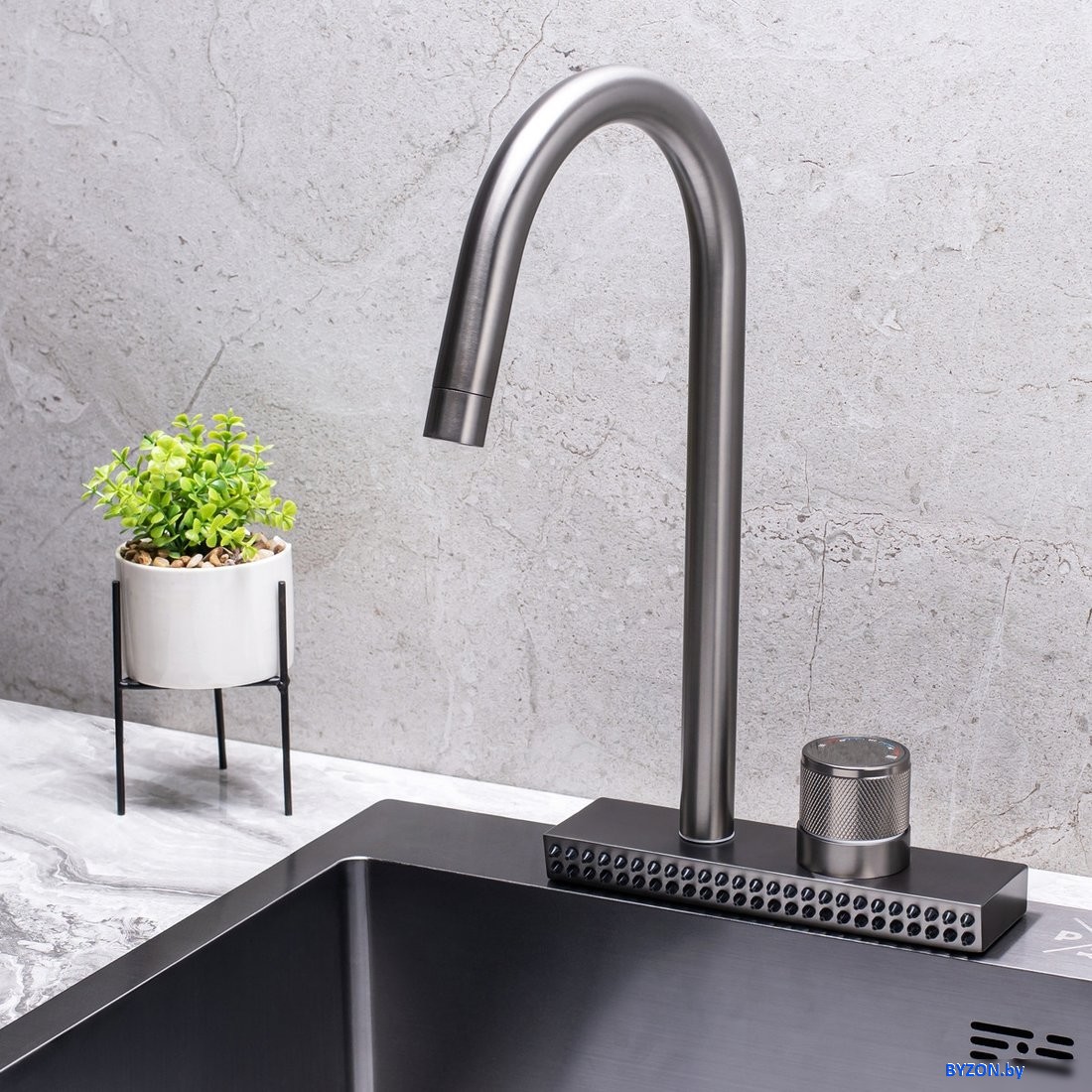 Смеситель РМС SUS130PVD-017F Смеситель РМС SUS130PVD-017F