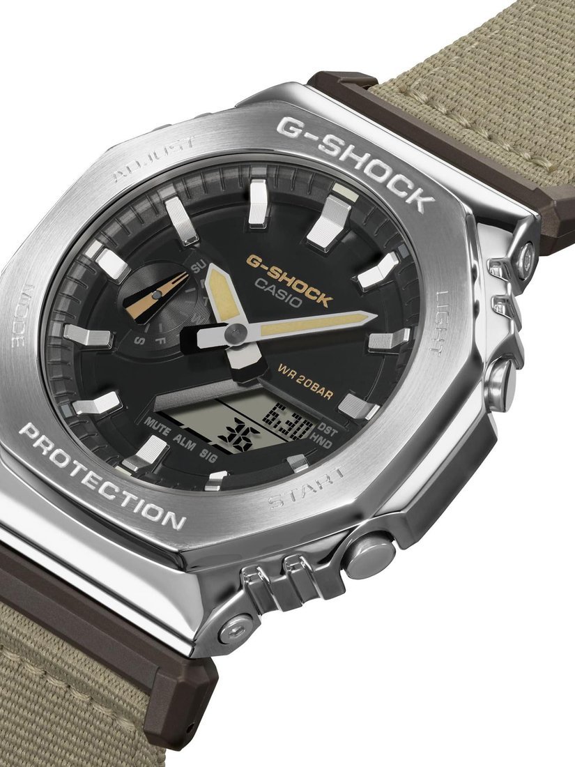 Наручные часы Casio G-Shock GM-2100C-5A Наручные часы Casio G-Shock GM-2100C-5A