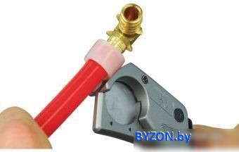 Труборез Milwaukee 4932479407 Труборез Milwaukee 4932479407