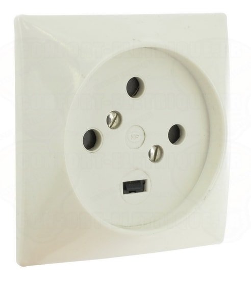 Розетка Legrand 55425 (слоновая кость) Розетка Legrand 55425 (слоновая кость)