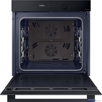 Электрический духовой шкаф Samsung NV7B5685BAK/U2 - фото2