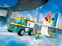 Конструктор LEGO City 60403 Скорая помощь и сноубордист - фото2