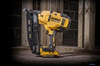 DeWalt DCN660D2 (с 2-мя АКБ, кейс) - фото2